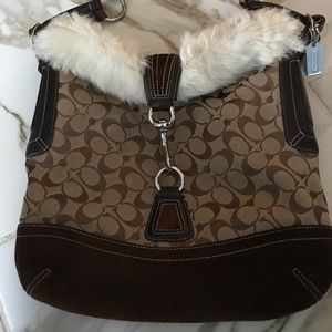 Coach Bag. Great condition. Used a couple times by previous owner.